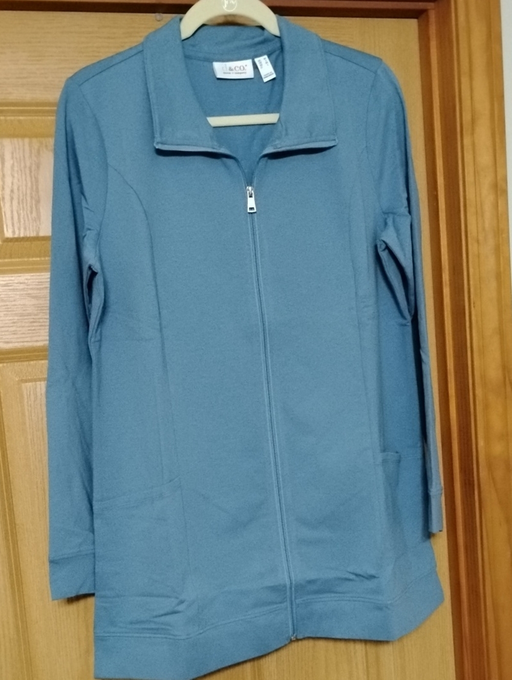 Denim & Co Dusty Blue Full-Zip Knit Lightweight Jacket. MEDIUM NWOT
